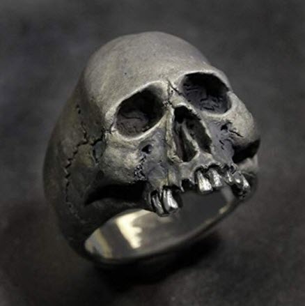 انگشتر جمجمه شکسته