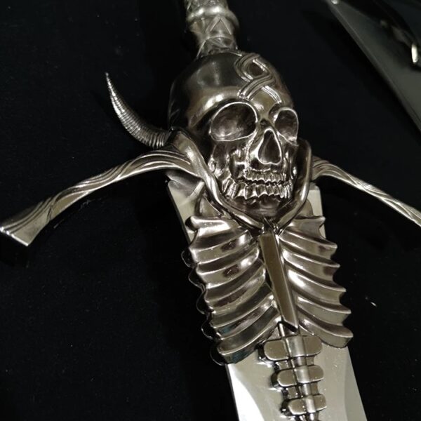 شمشیر دانته فلزی Devil May Cry