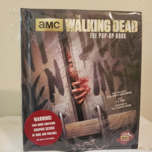 کتاب پاپ آپ Walking dead AMC