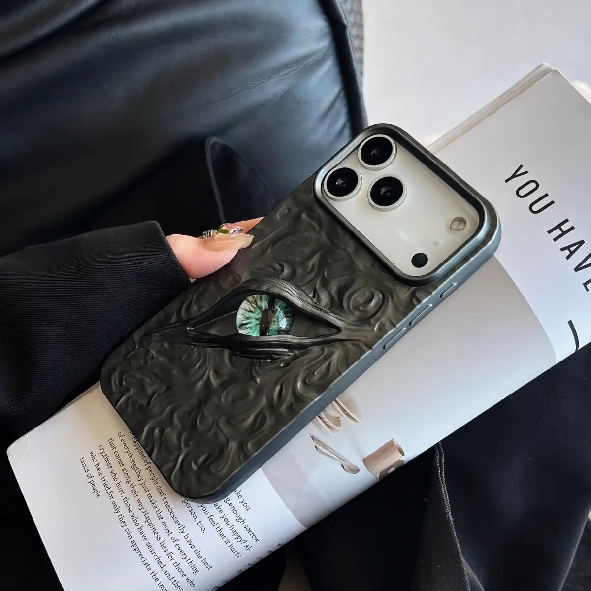 قاب آیفون سه بعدی طرح برجسته Devil Eye 12 kf Sdd73c06e24be41e28f3971a368993c50Q