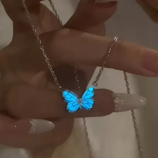 ست گردنبند و دستبند پروانه شبنما