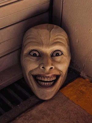 ماسک کاستوم فوق طبیعی Smiling Man 4 IMG 8646