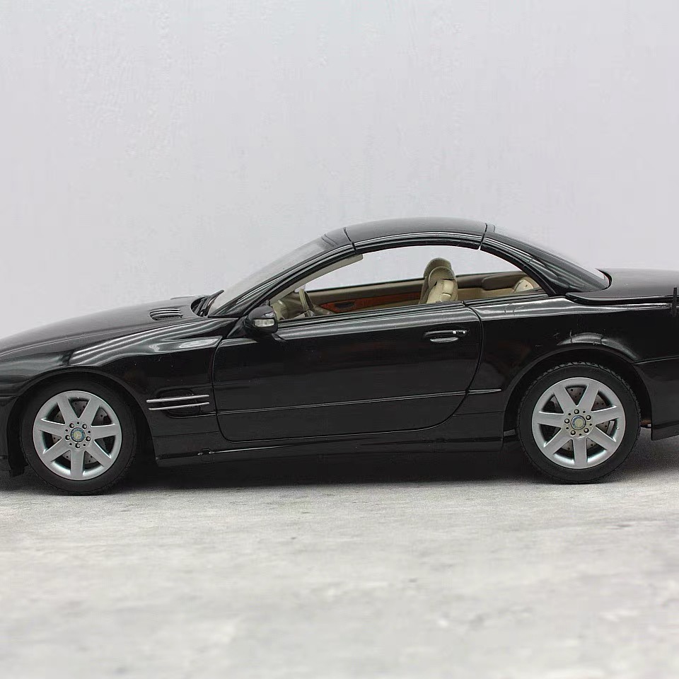 ماکت خودرو بنز SL-500 1:18 MC 2 ماکت خودرو بنز SL-500 1:18 MC - Image 2